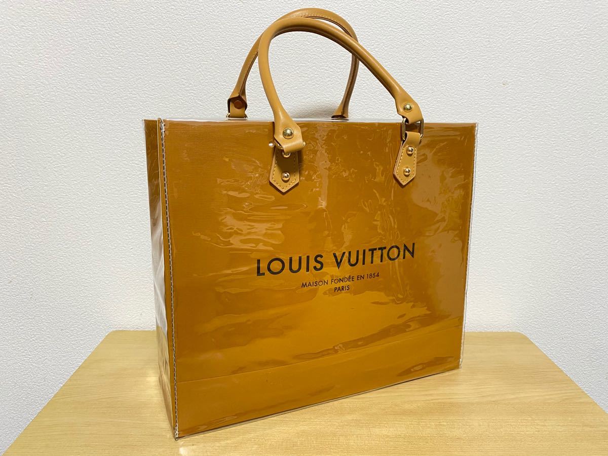 クリアバッグ ルイヴィトン ショッパー付きLOUIS VUITTON 紙袋 クリアバッグ ルイヴィトン ショッパー付きLOUIS VUITTON 紙袋