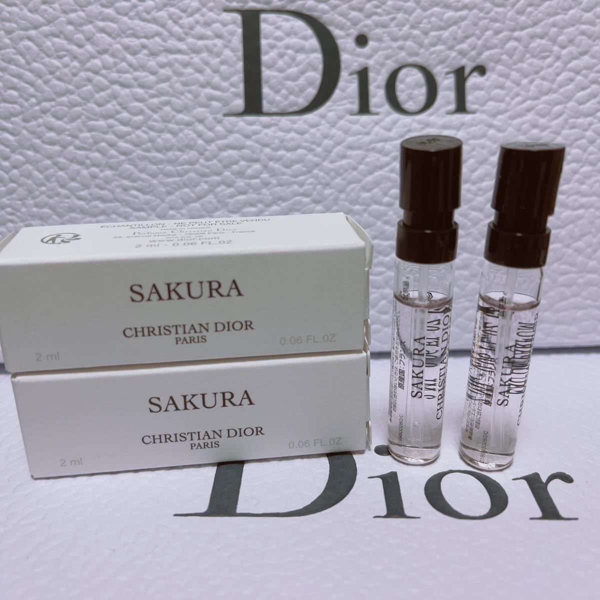 Dior香水サンプル　【新品】メゾン　ディオール　サクラ　2ml×2本セット