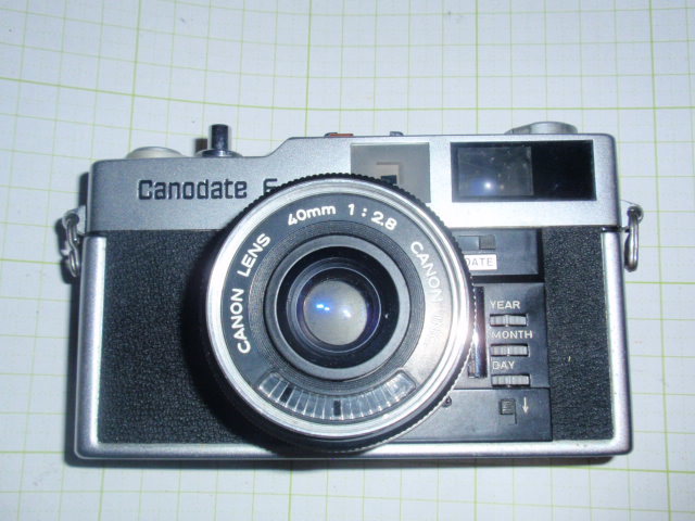 満点の Camera-C-4 Canon製フィルムカメラ Canodate E コンパクト