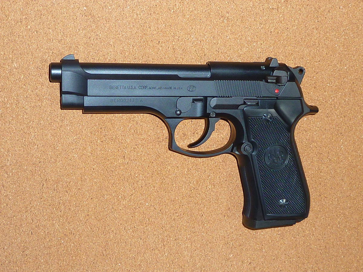 絶版品 美品 MGC BERETTA M92F ベレッタ スチールプレスマガジン ガスガン エアガン R7388_画像1