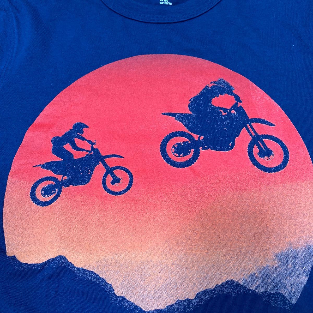 GapKidsギャップキッズ★ジュニアTシャツ★紺[150]★夕陽に飛べモーターバイク柄★半袖Tシャツ