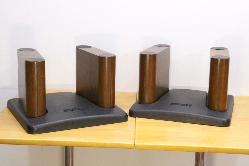 ダイヤトーン スピーカースタンドDK-2000 ペア /// ダイヤトーン スピーカースタンドDK-2000 ペア ///