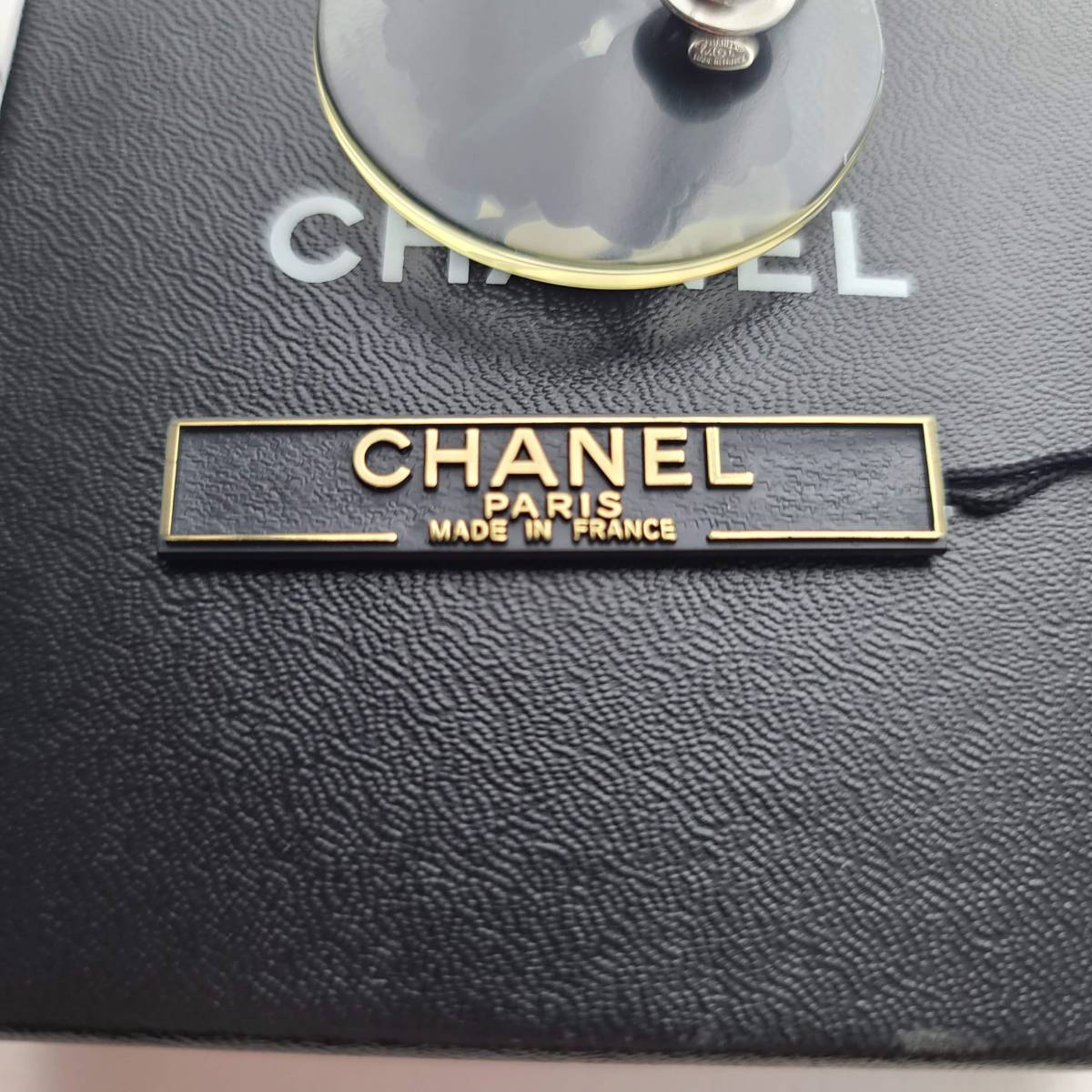  факт стандартный товар Chanel прозрачный брошь 