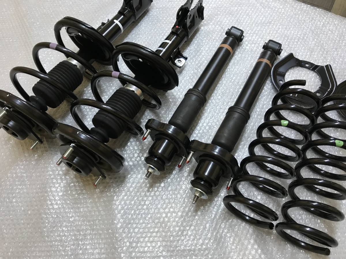 半額品 中古部品 デリカD5 CV5W 右リアショックアブソーバー trumbullcampbell.com