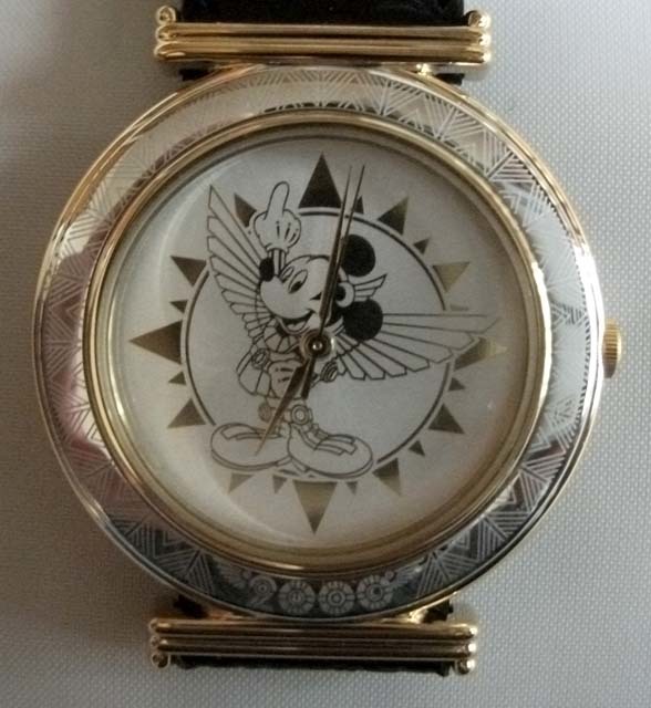【未使用】TDL 2000年(ミレニアム)記念　限定腕時計(リストウオッチ2000ロゴ) 販売数：2000個_画像2
