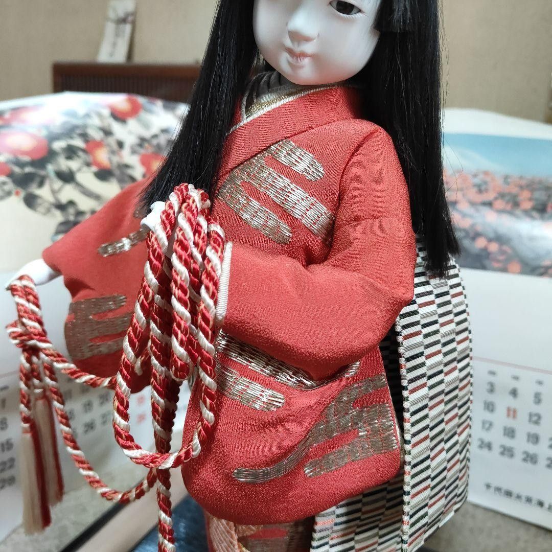 日本人形 市松人形 「御所車曳」前原一掬作 割り鹿の子に結った髪型