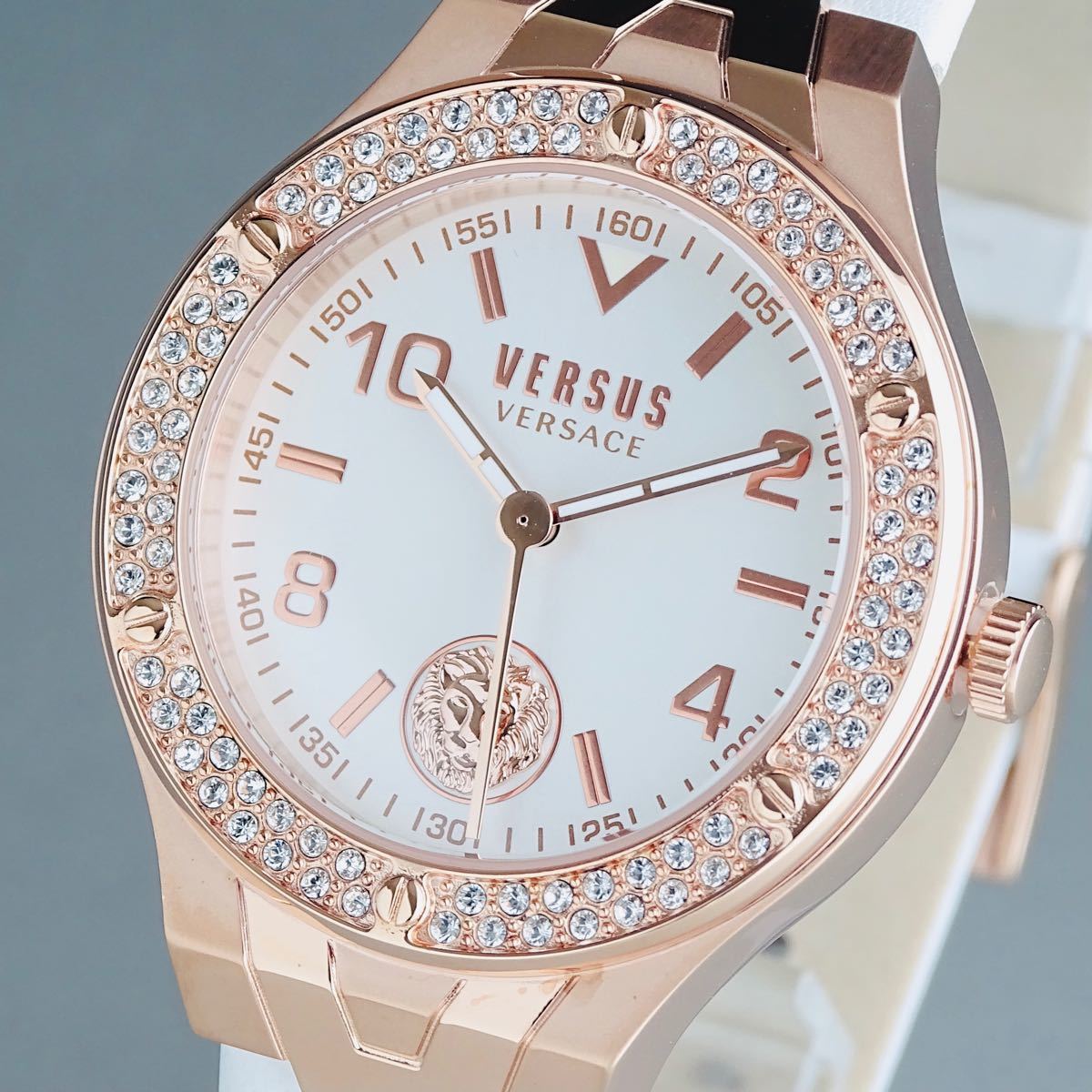【新品・正規品】ヴェルサス ヴェルサーチ 高級 レディース腕時計 スワロフスキー
