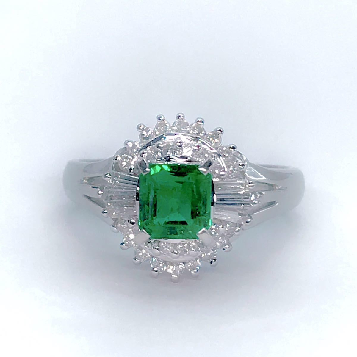 無地・新色登場! エメラルド リング プラチナ900 エメラルド 0.52ct