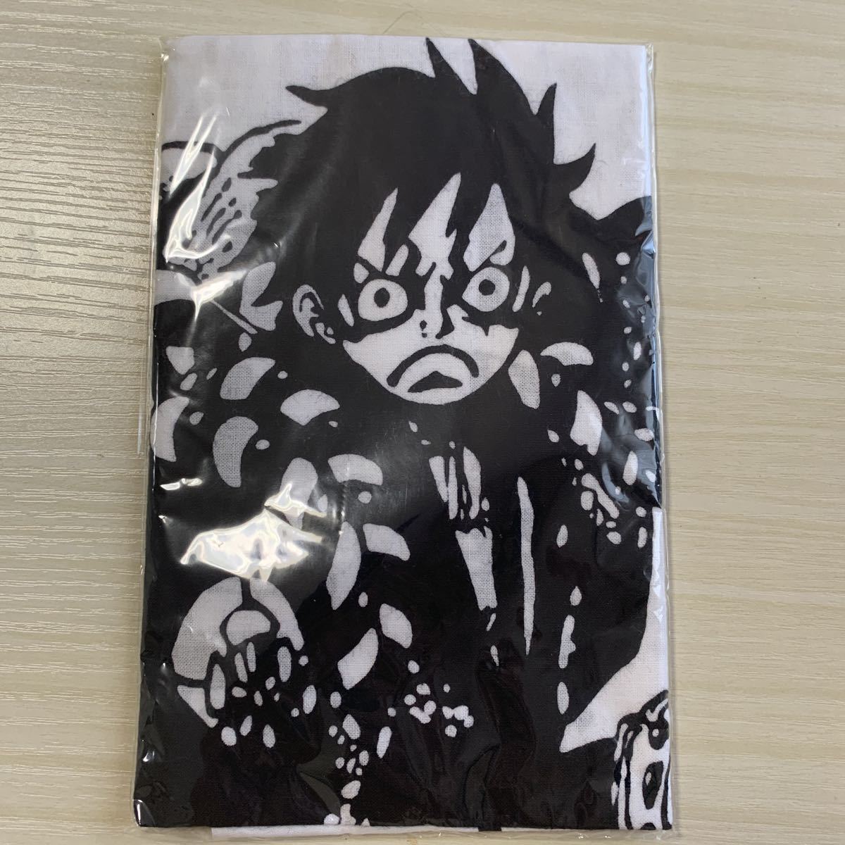 Paypayフリマ 未開封品 One Piece 注染手ぬぐい ワンピース ルフィ Paypayフリマ 未開封品 One Piece 注染手ぬぐい ワンピース ルフィ
