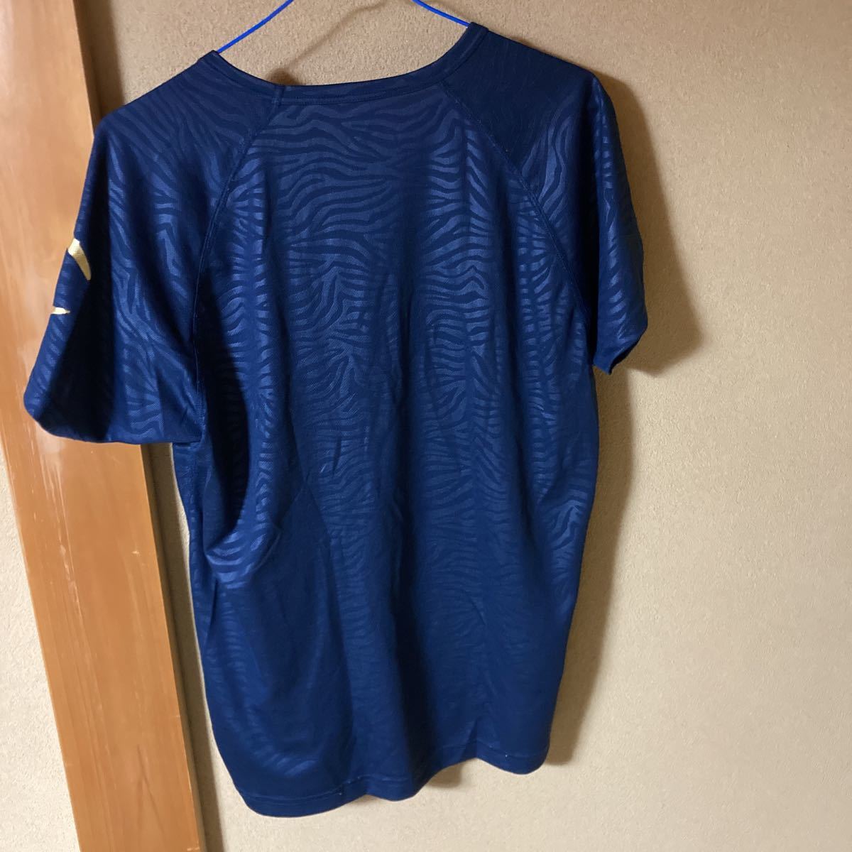 【1500円スタート売り切り】チャンピオン Tシャツ サイズＬ　ネイビー Champion_画像4