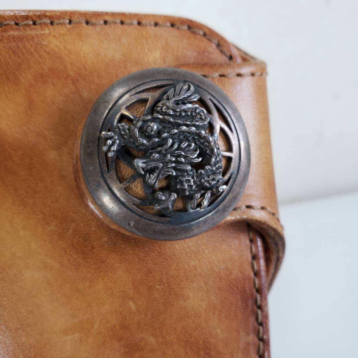 美品 ALZUNI アルズニ ロングウォレット/長財布(龍/ドラゴン 美品 ALZUNI アルズニ ロングウォレット/長財布(龍/ドラゴン