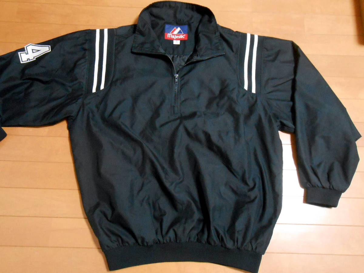 マジェスティック MLBアンパイア・ハーフジップジャケット【美品