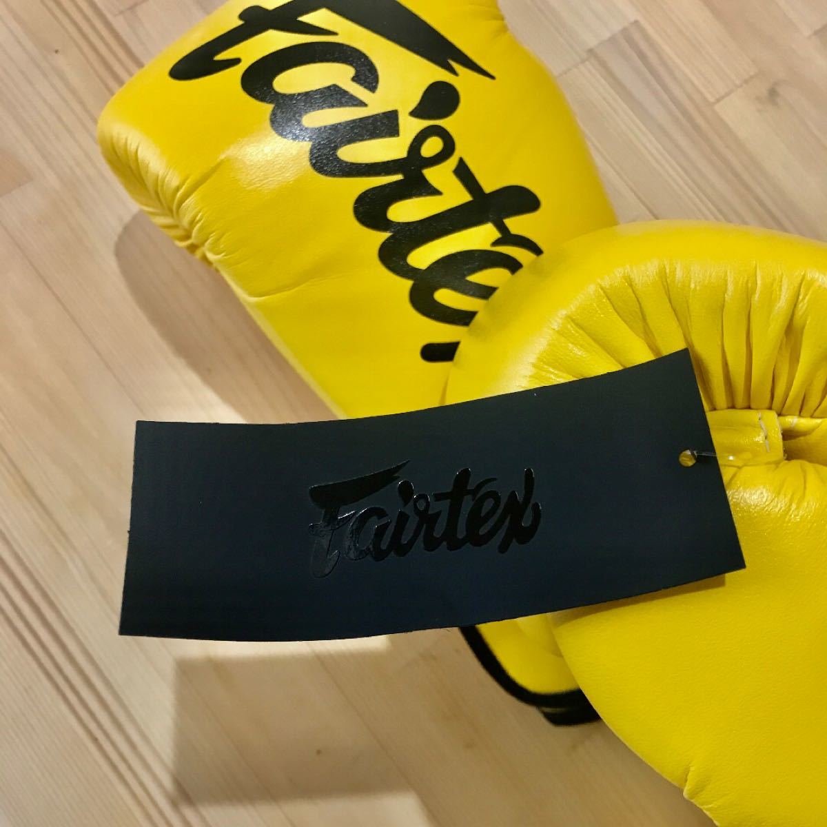 新品】Fairtex グローブ BGV14. 8oz イエロー 100％の保証 5040円引き