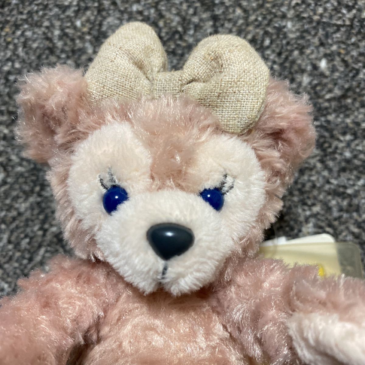 東京ディズニーシー限定 シェリーメイ ぬいぐるみバッジ 初期 東京ディズニーシー限定 シェリーメイ ぬいぐるみバッジ 初期