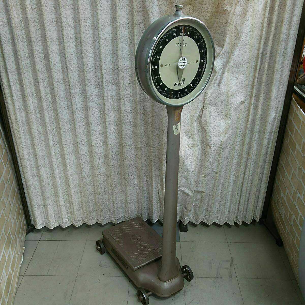 希少柄 昭和レトロ ヘルスメーター 体重計 レトロポップ | blog.avimortecidos.com.br