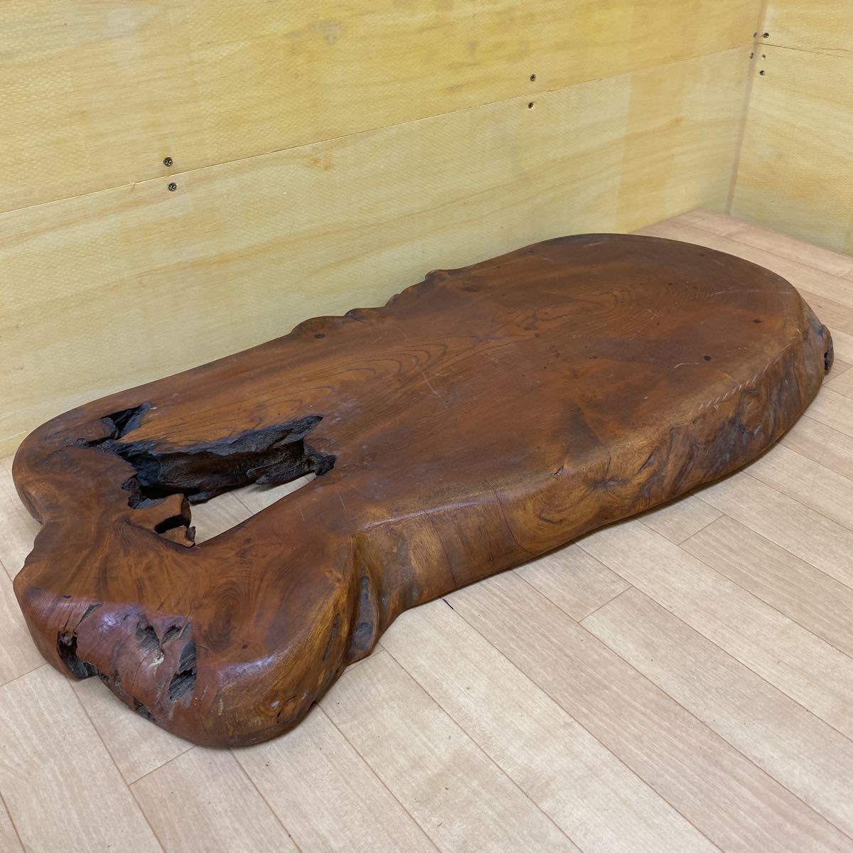 大きな 味のある 木製 敷板 約7×90×45 飾り台 花台 盆栽 香炉 壺 台 瘤