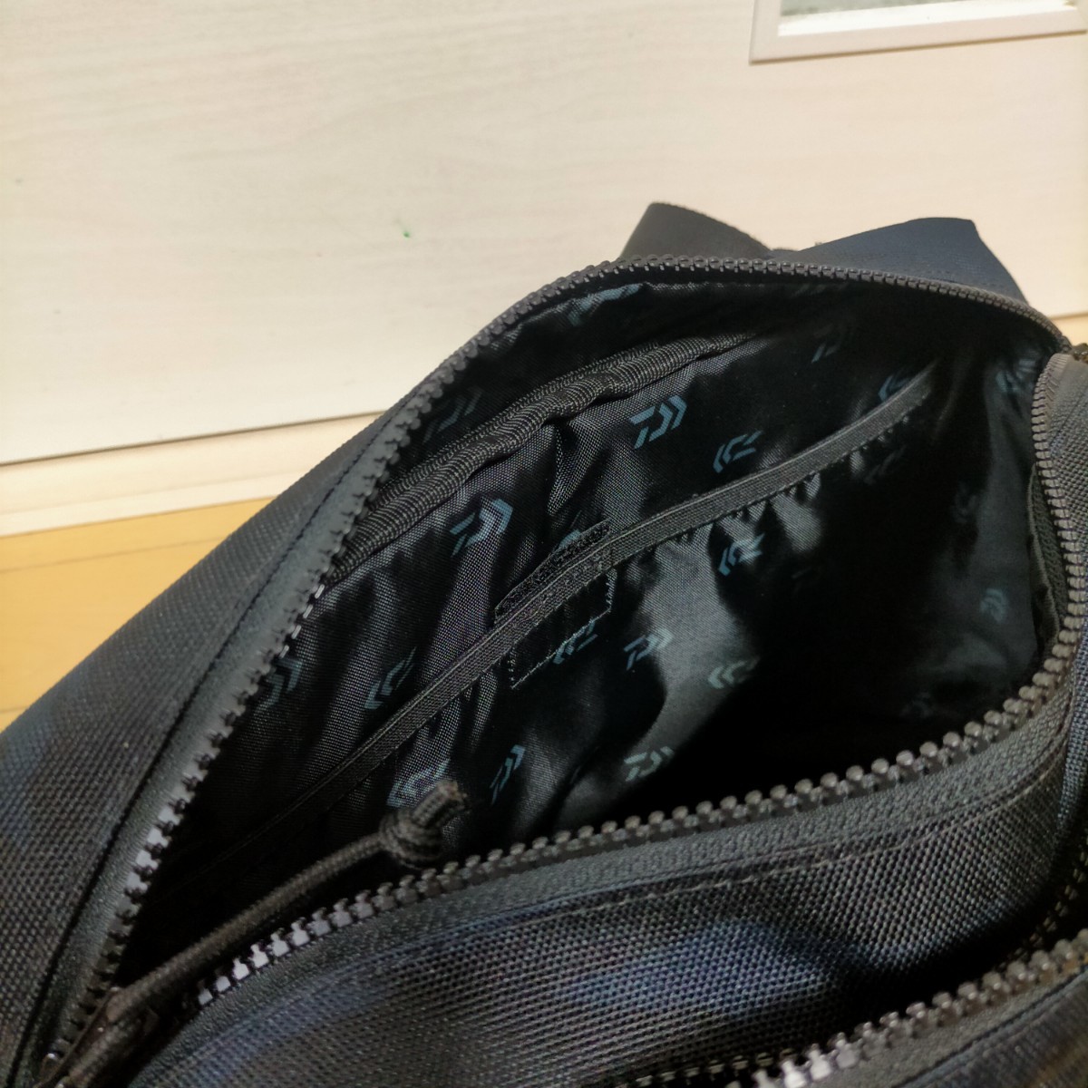 Paypayフリマ 希少 ダイワ ニューエラ コラボ スクエアウエストバッグ Newera フィッシングバッグ Paypayフリマ 希少 ダイワ ニューエラ コラボ スクエアウエストバッグ Newera フィッシングバッグ