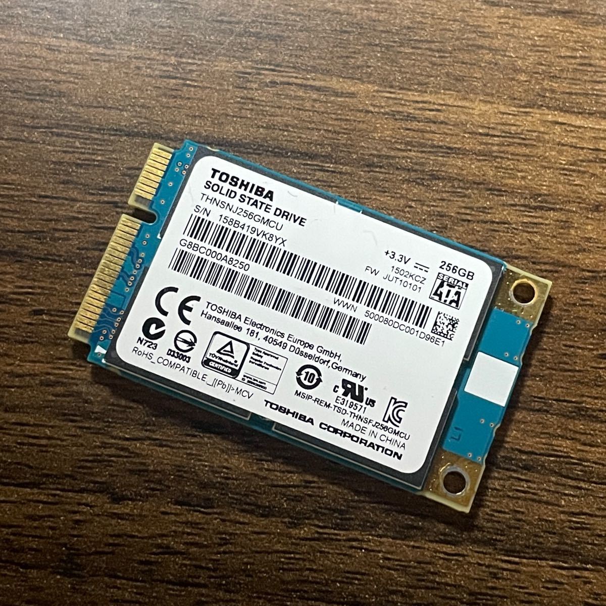 東芝 mSATA SSD PCパーツ 256GB 中古動作品 使用時間短め｜PayPayフリマ
