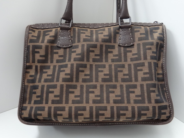 フェンディ FENDI 8BN067 セレリア シリーズ ズッカ柄 トートバッグ