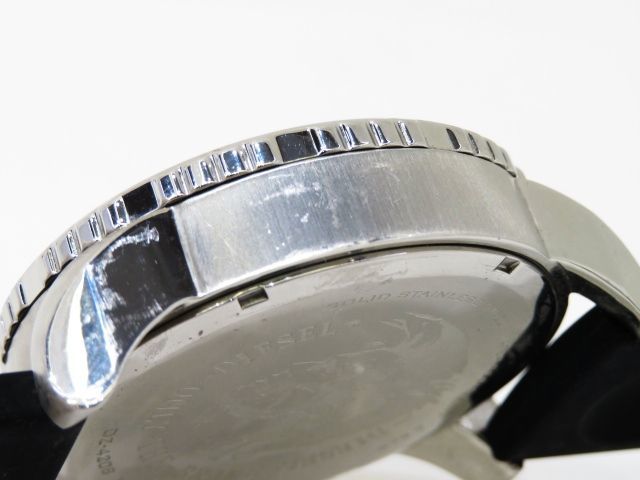158●DIESEL ディーゼル DZ-4208 クロノグラフ クオーツ 腕時計 ベルト社外品 ブラック ※中古難有_画像9