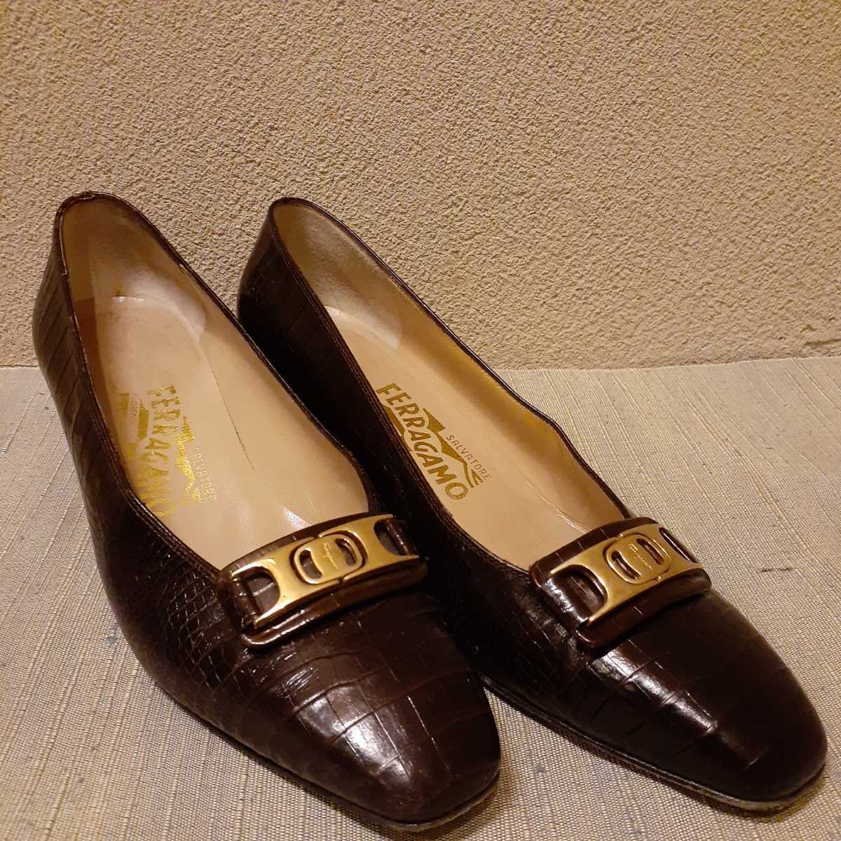 フェラガモ FERRAGAMO パンプス こげ茶 7 1/2C