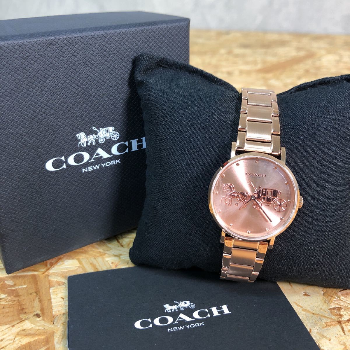 COACH コーチ腕時計　レディース　ピンクゴールド