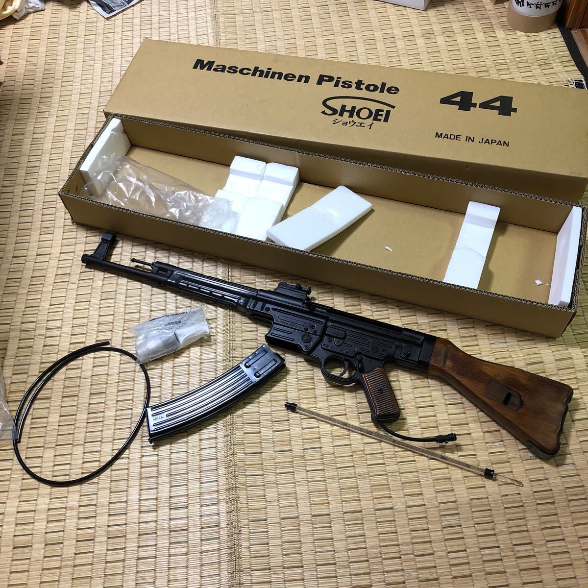 ショウエイ SHOEI MP44 ガスブローバック|Yahoo!フリマ(旧 ショウエイ SHOEI MP44 ガスブローバック|Yahoo!フリマ(旧