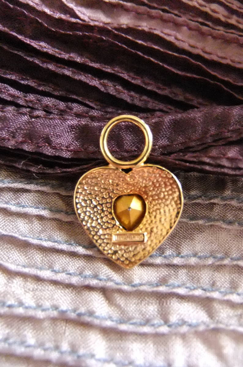 KREMENTZkre men tsu: amethyst color. Heart Stone. charm 