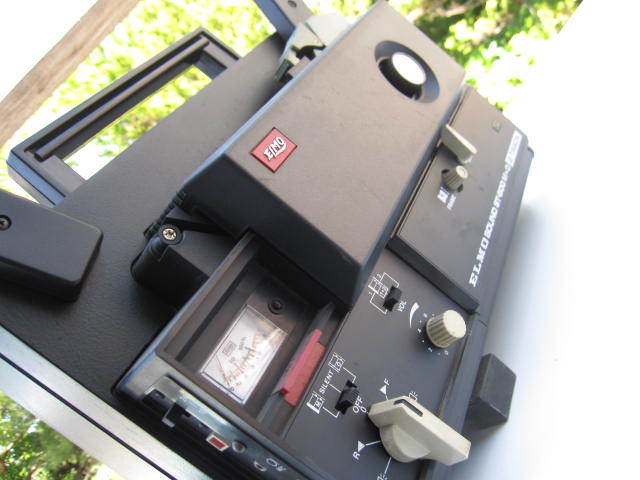 ☆昭和の逸品 エルモ ELMO ST-600 ８ミリ映写機 （メンテ調整できる方に）ジャンク品です。☆