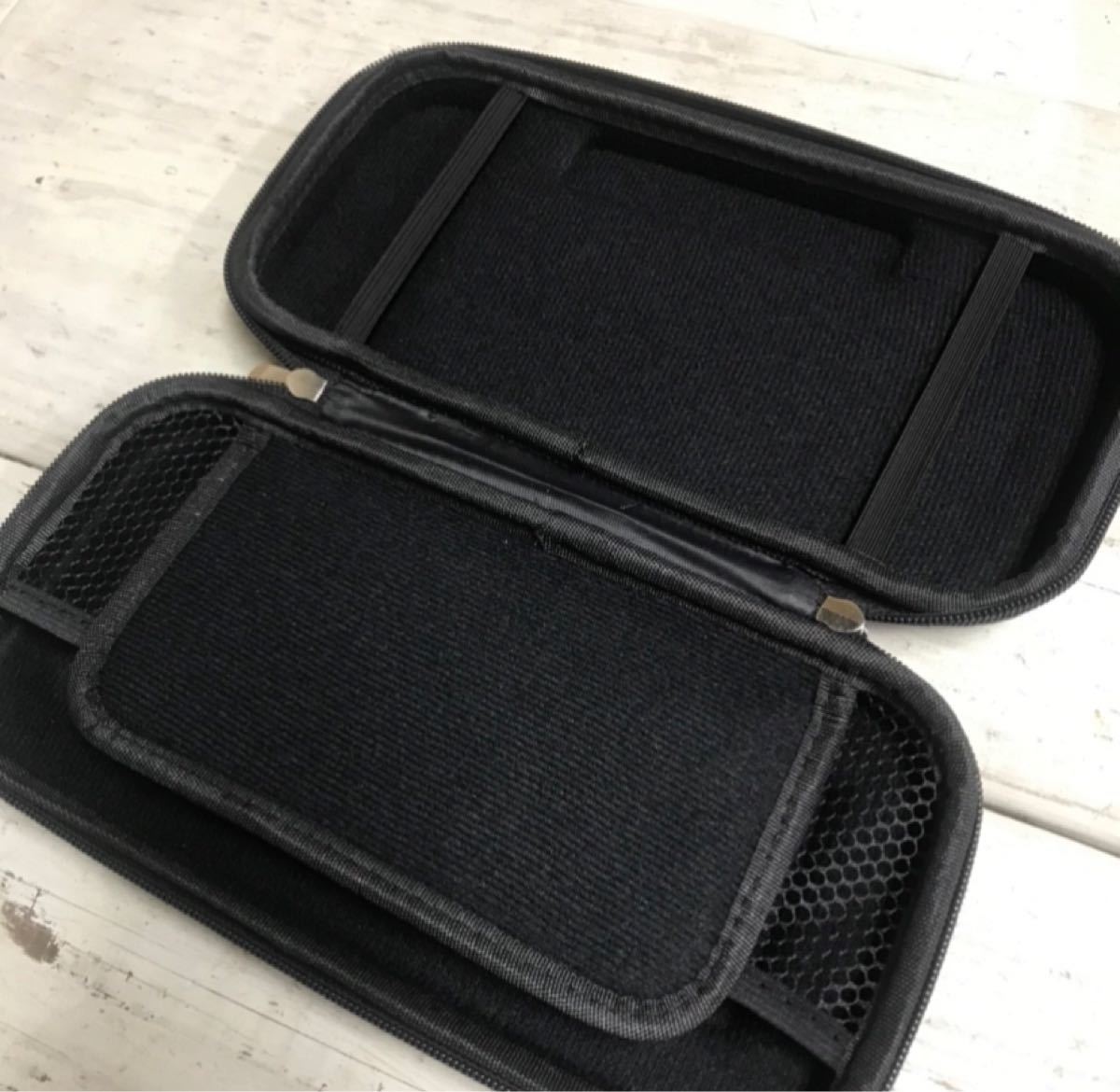 スイッチケース　switchcase 黒