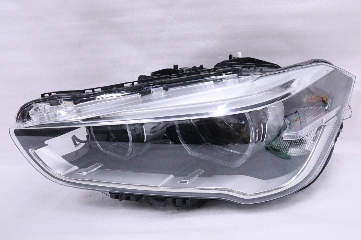 16-536☆美品 LED F48 BMW X1☆左ヘッドライト 63.11-7495005-03 黒無