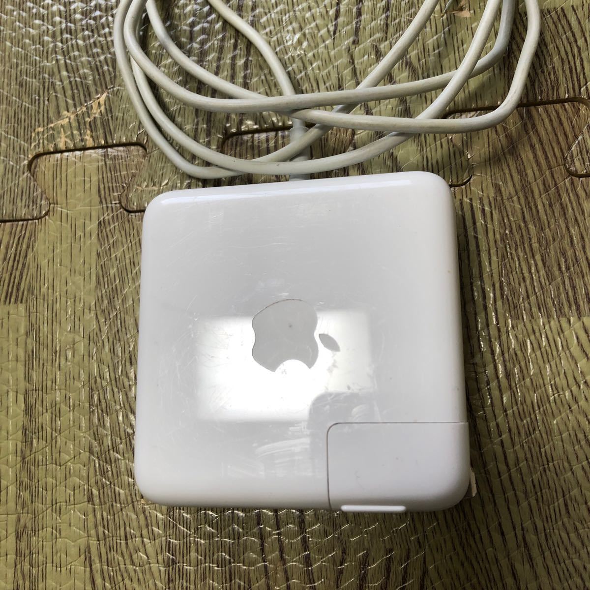 MacBook 60W MagSafe 2 電源アダプタ