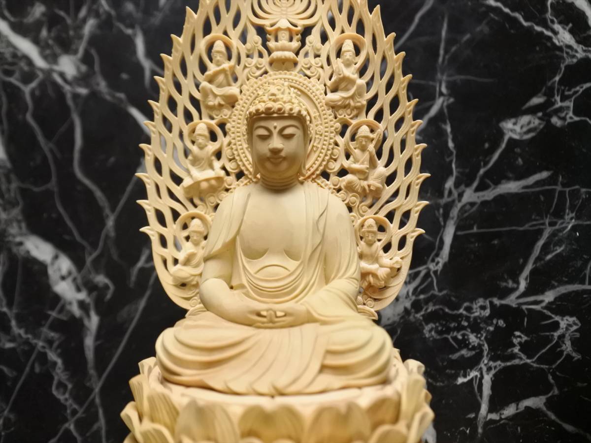 本柘植八角台 東型光背立阿弥陀 4.0寸 木彫 オブジェ 仏具 仏壇 19-6 インテリアオブジェ 置き物 木彫り 仏像フィギュア インテリア仏像 仏像 本柘植八角台 東型光背立阿弥陀 4.0寸 木彫 オブジェ 仏具 仏壇 19-6 インテリアオブジェ 置き物 木彫り 仏像フィギュア インテリア仏像 仏像