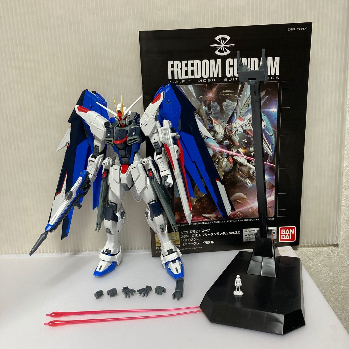 ガンプラ 完成品ジャンク 機動戦士ガンダムSEED MG 1/100 ガンプラ 完成品ジャンク 機動戦士ガンダムSEED MG 1/100