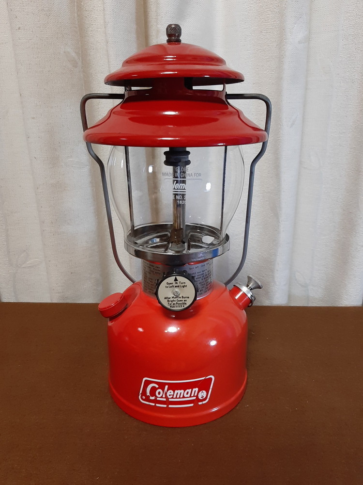 希少・美品】コールマン ヴィンテージランタン200A700(赤) 76年6月製