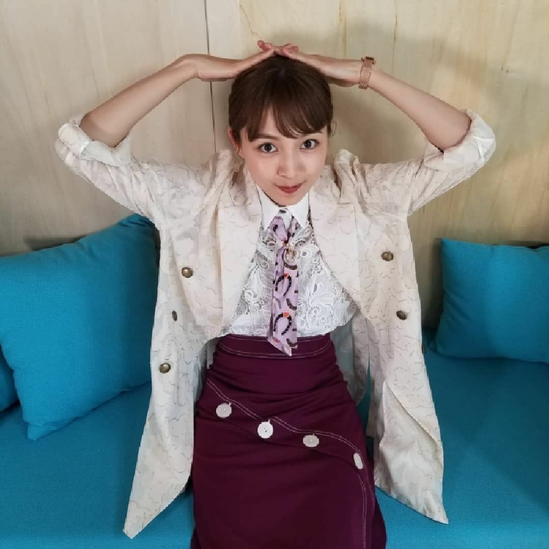 川口春奈さん着用 着飾る恋 真柴くるみ 完売品 入手困難 Ameri MEDI ALICE SHIRT JACKET