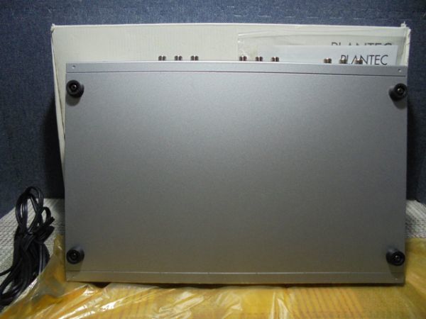 PANTEC VD-400　ビデオ・ステレオ　4分配器（AV信号1入力⇒同時4AV信号出力）／修理手直し品_画像10