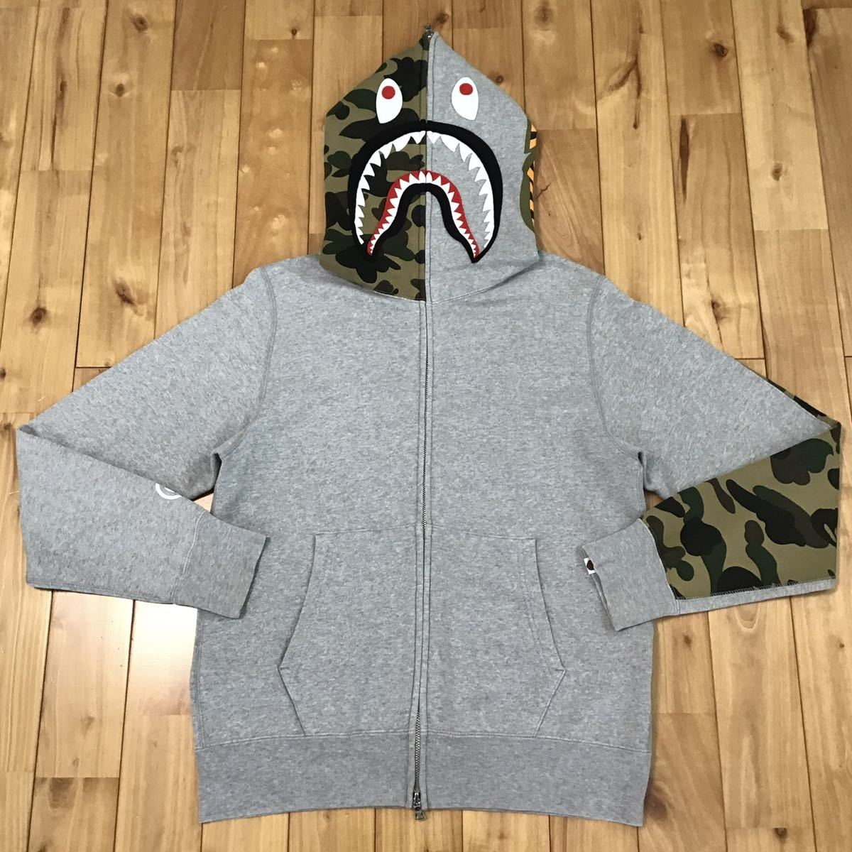 1st camo 袖切り替え シャーク パーカー Mサイズ shark full zip hoodie a bathing ape bape エイプ ベイプ アベイシングエイプ WGM 9993
