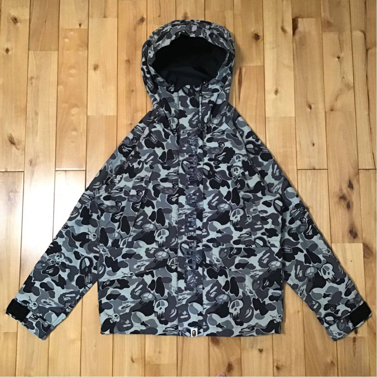 激レア stussy × BAPE camo スノボジャケット Mサイズ a bathing ape snowboard jacket エイプ ベイプ  アベイシングエイプ 迷彩 vv52