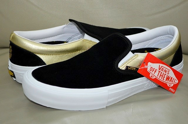 新品未使用 VANS バンズ SLIP ON PRO Shake Junt 別注 スリッポン プロ スエード ブラック ゴールド 10,450円 送料無料 US8.5 26センチの画像1