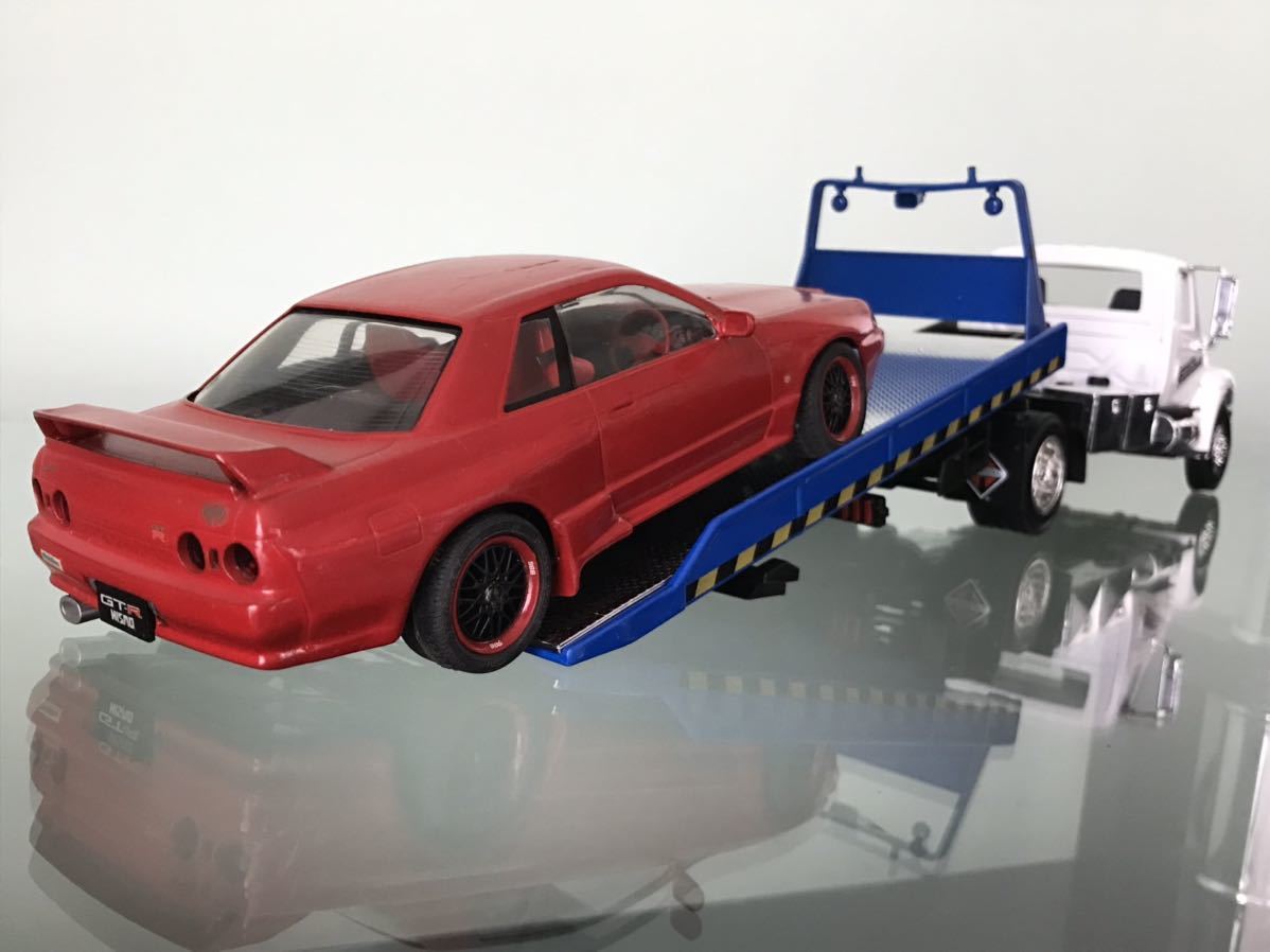 送料無料　1/24 トラック 積載車 ミニカー　日産 スカイライン R32 GT-R プラモデル　セット NISSAN SKYLINE_画像2