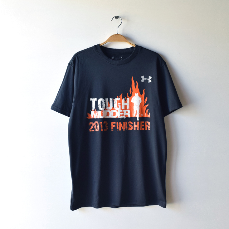 【送料無料】UNDER ARMOUR アンダーアーマー Tシャツ TOUGH MUDDER 2013 FINISHER スポーツシャツ マラソン スポンサー 半袖 古着 BB0101