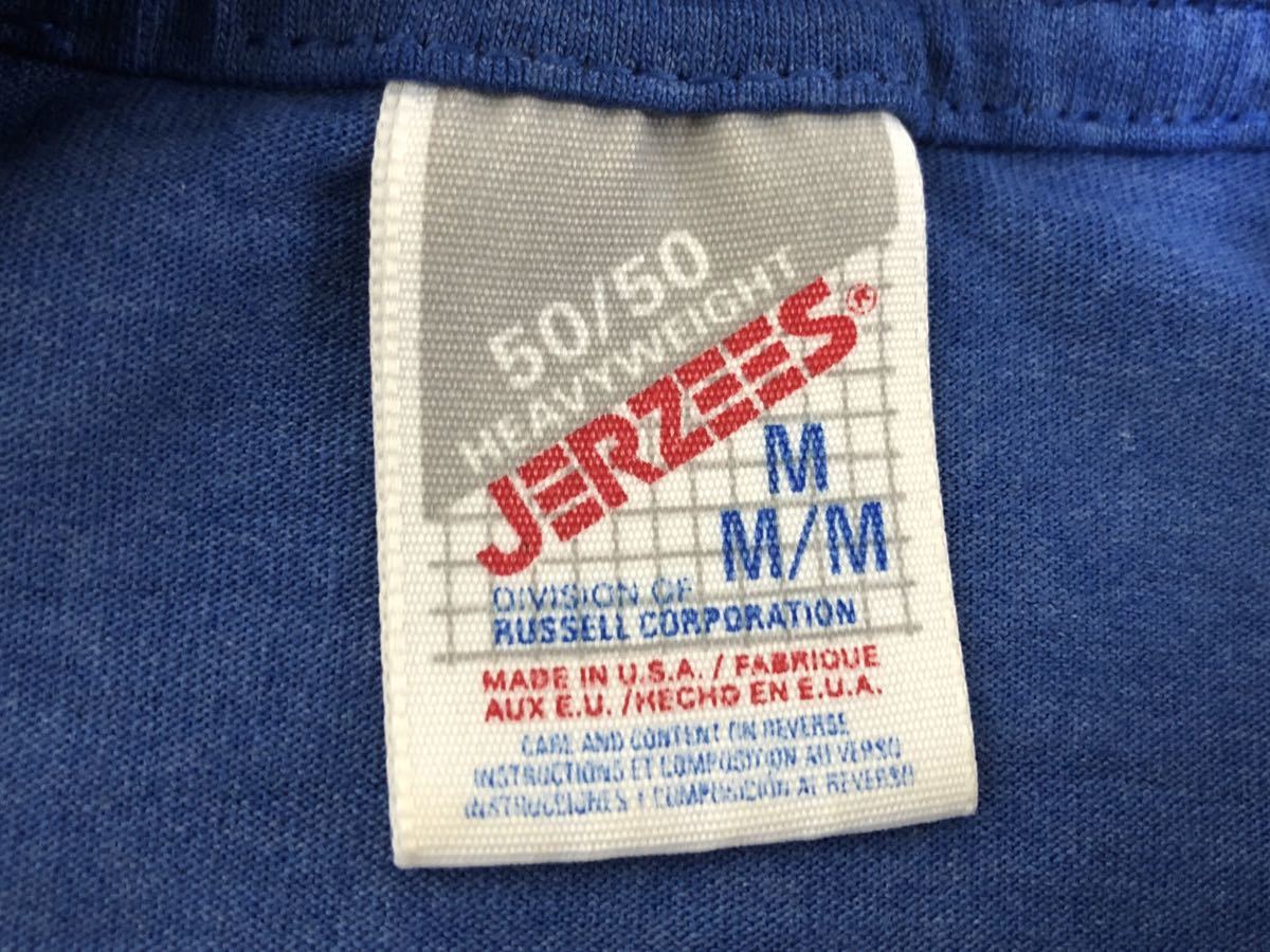 【送料込み】80sヴィンテージ！MADE IN USA アメリカ製JERZEESジャージーズ3段プリントTシャツ sizeMの画像2