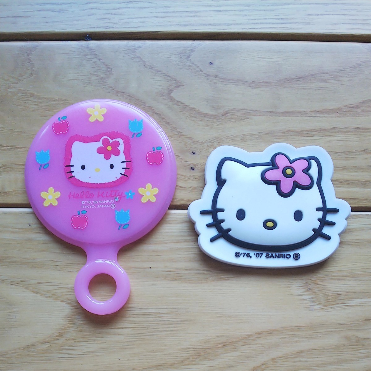 ハローキティ タイニーチャム Sanrio 鏡 卓上鏡 ピンク 桃色 レア 希少