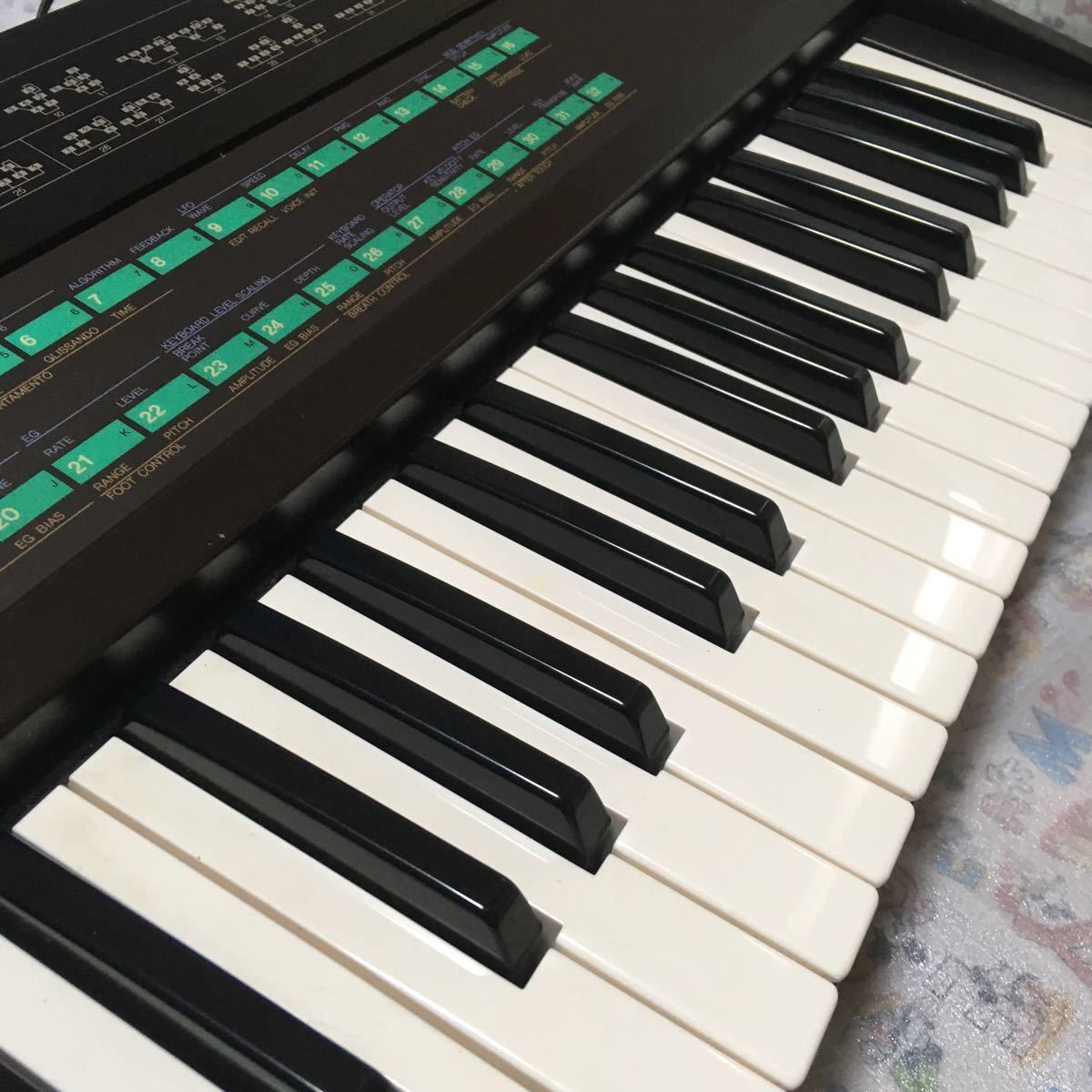 YAMAHA・ヤマハ「DX7」FM音源搭載デジタルシンセサイザー