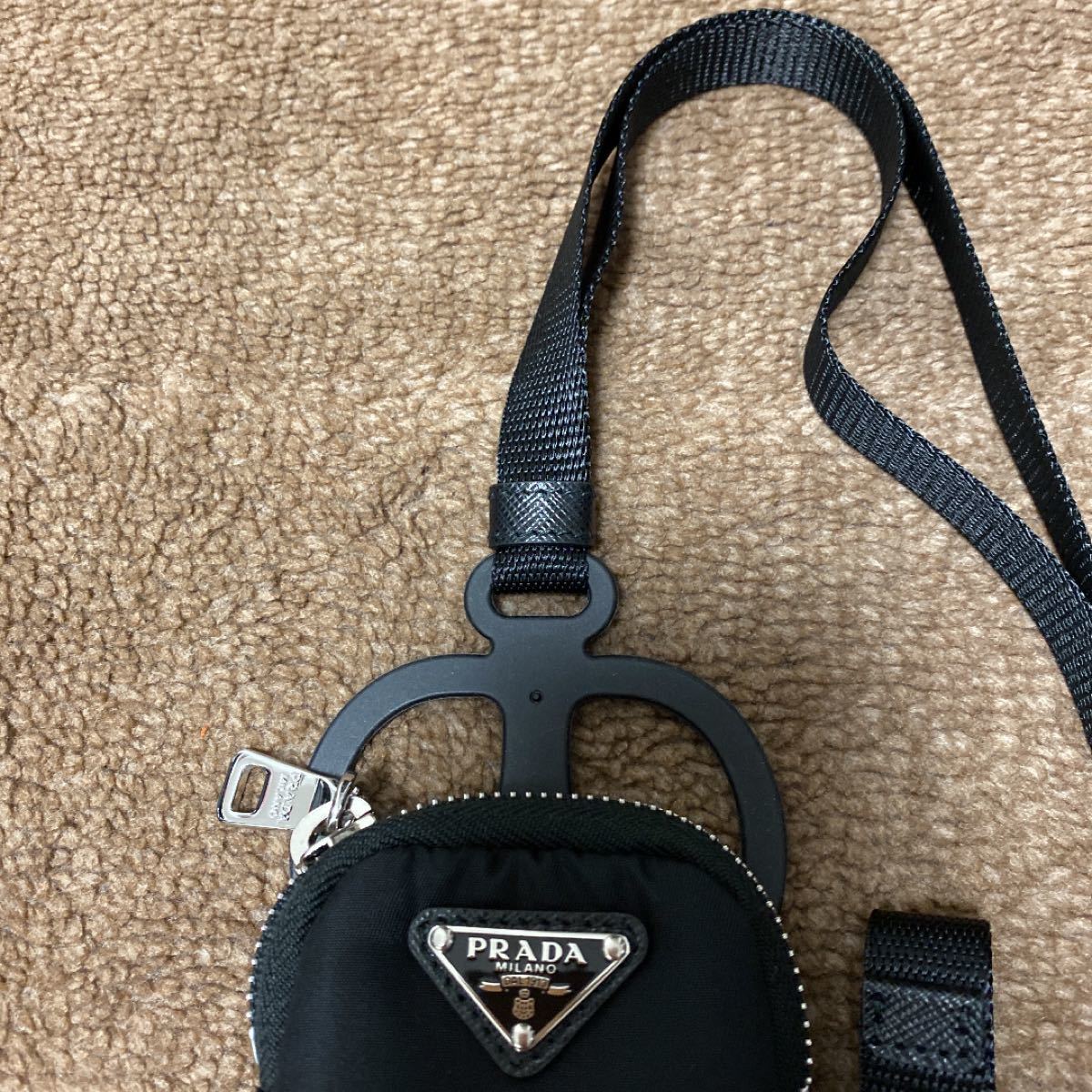 PRADA スマホホルダー|Yahoo!フリマ(旧PayPayフリマ) PRADA スマホホルダー|Yahoo!フリマ(旧PayPayフリマ)