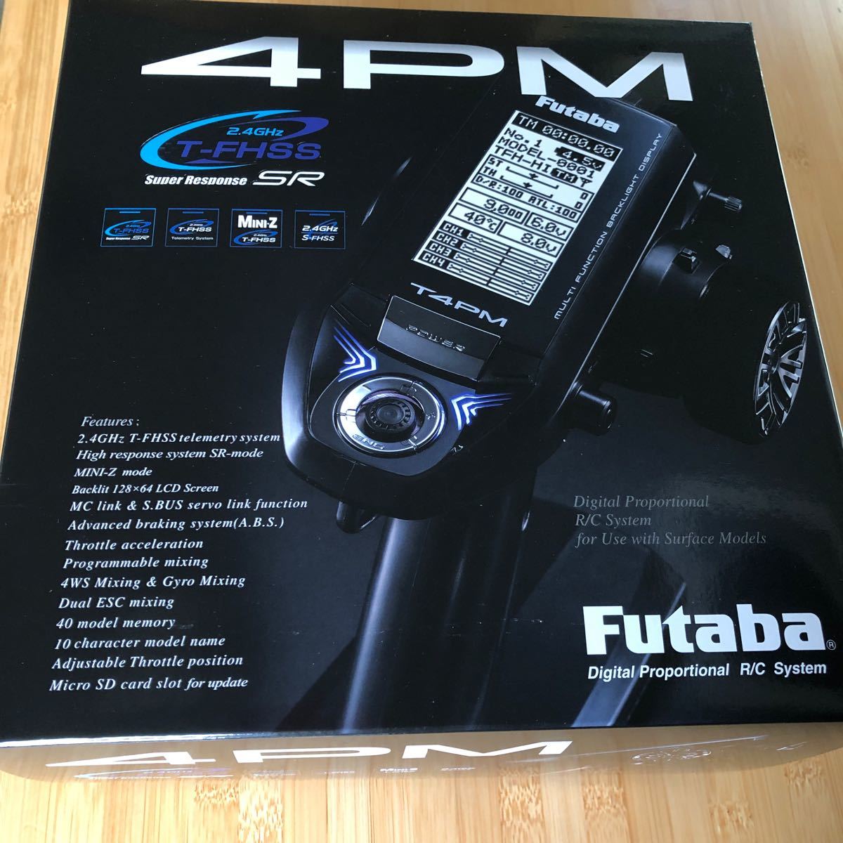 新品未使用 フタバ 4PM プロポ 送信機のみ　ミニッツ等に Futaba
