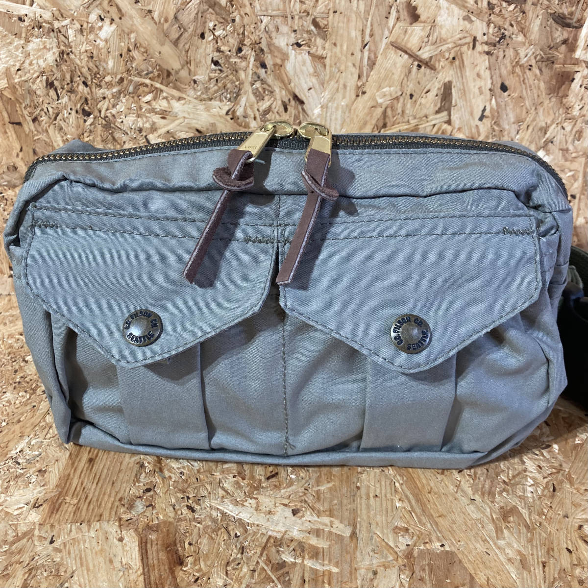 人気が高い FILSON MADE IN USA STYLE 16006 COMPACT FISHING WAIST