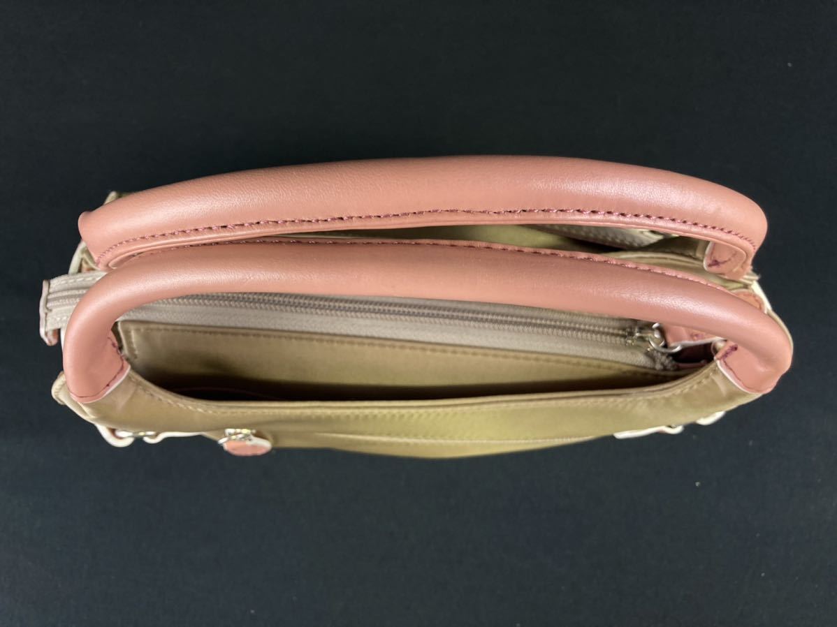 [A1306]ELLE L ручная сумочка бежевый × розовый симпатичный стиль 