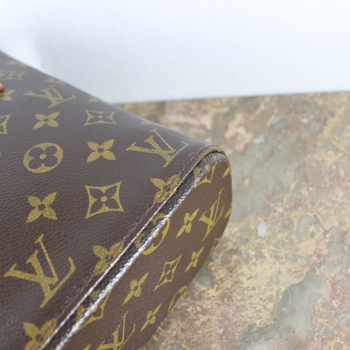 LOUIS VUITTON M51172 SR1002 MONOGRAM PATTERNED HAND BAG MADE LOUIS VUITTON M51172 SR1002 MONOGRAM PATTERNED HAND BAG MADE